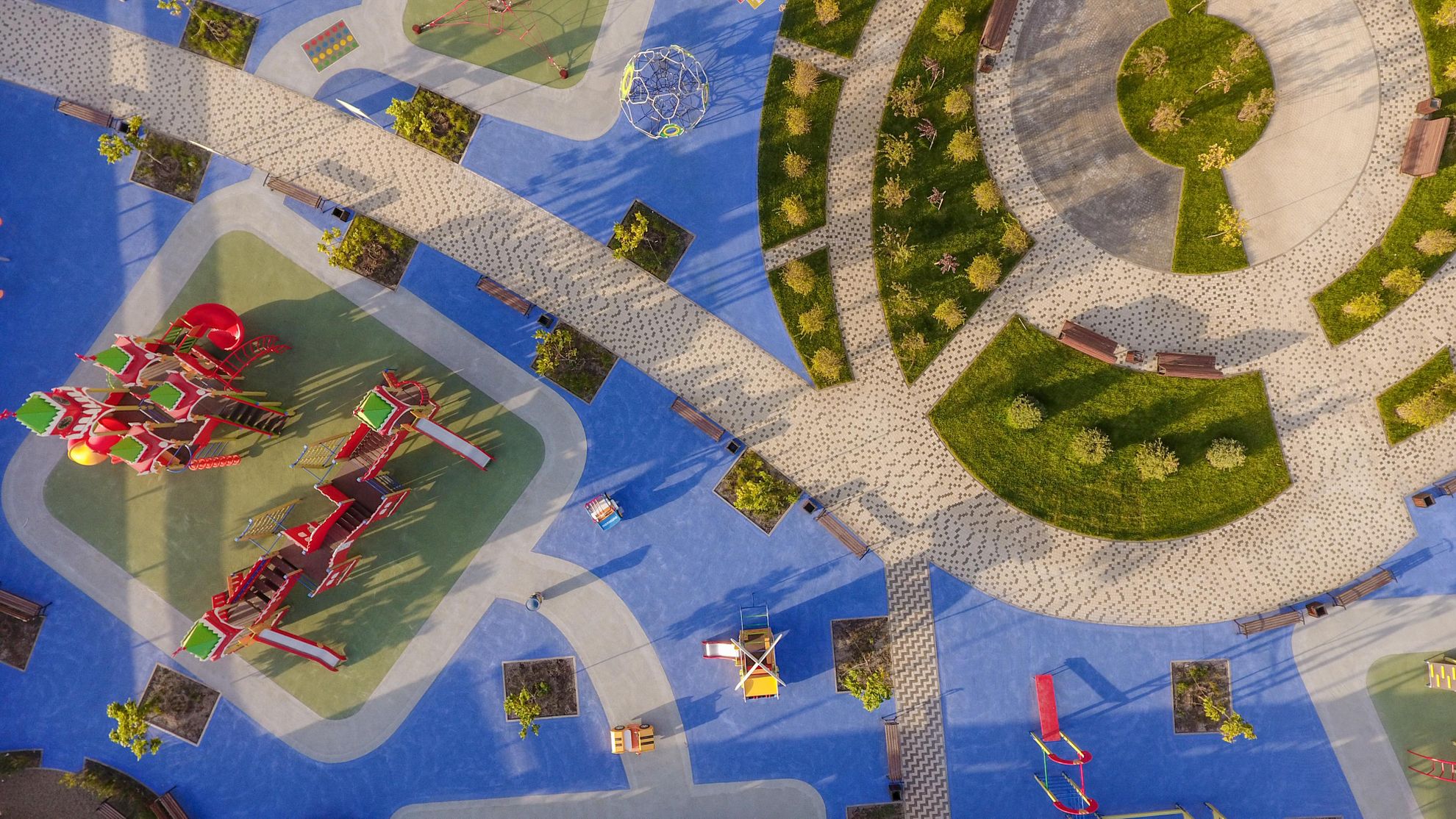 Детские площадки в сданном ЖК «Звезда Столицы»