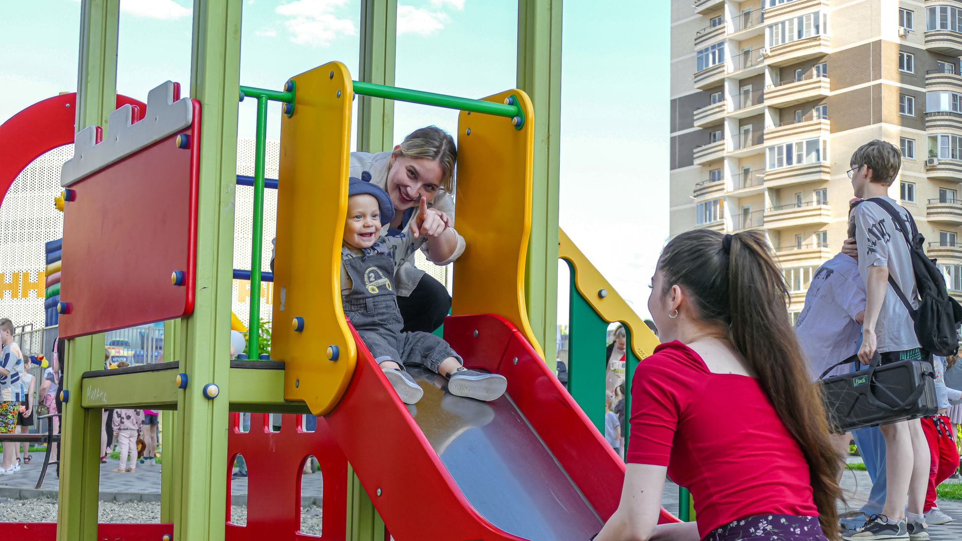 Детский праздник-2023 во дворе ЖК «Звезда Столицы».